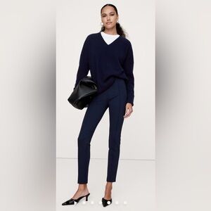 NWT Banana Republic Skinny Everywhere Ponte Pant Navy Size Small